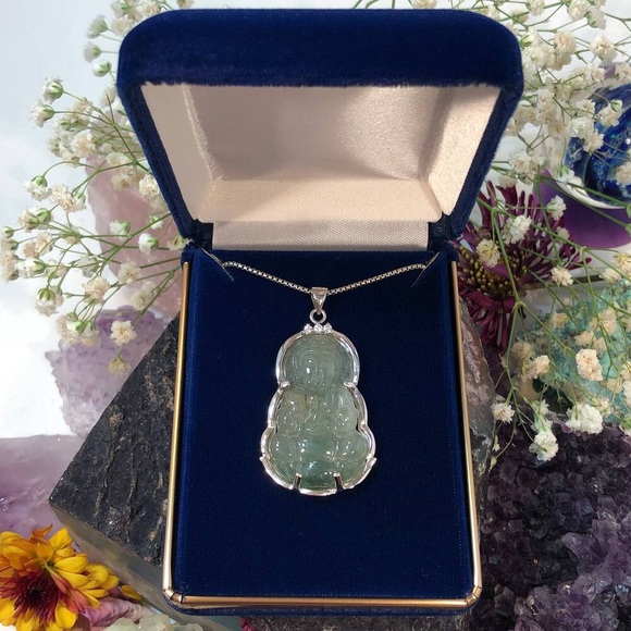 💎Jade Buddha Necklace with Diamonds - Picture 1 of 6
